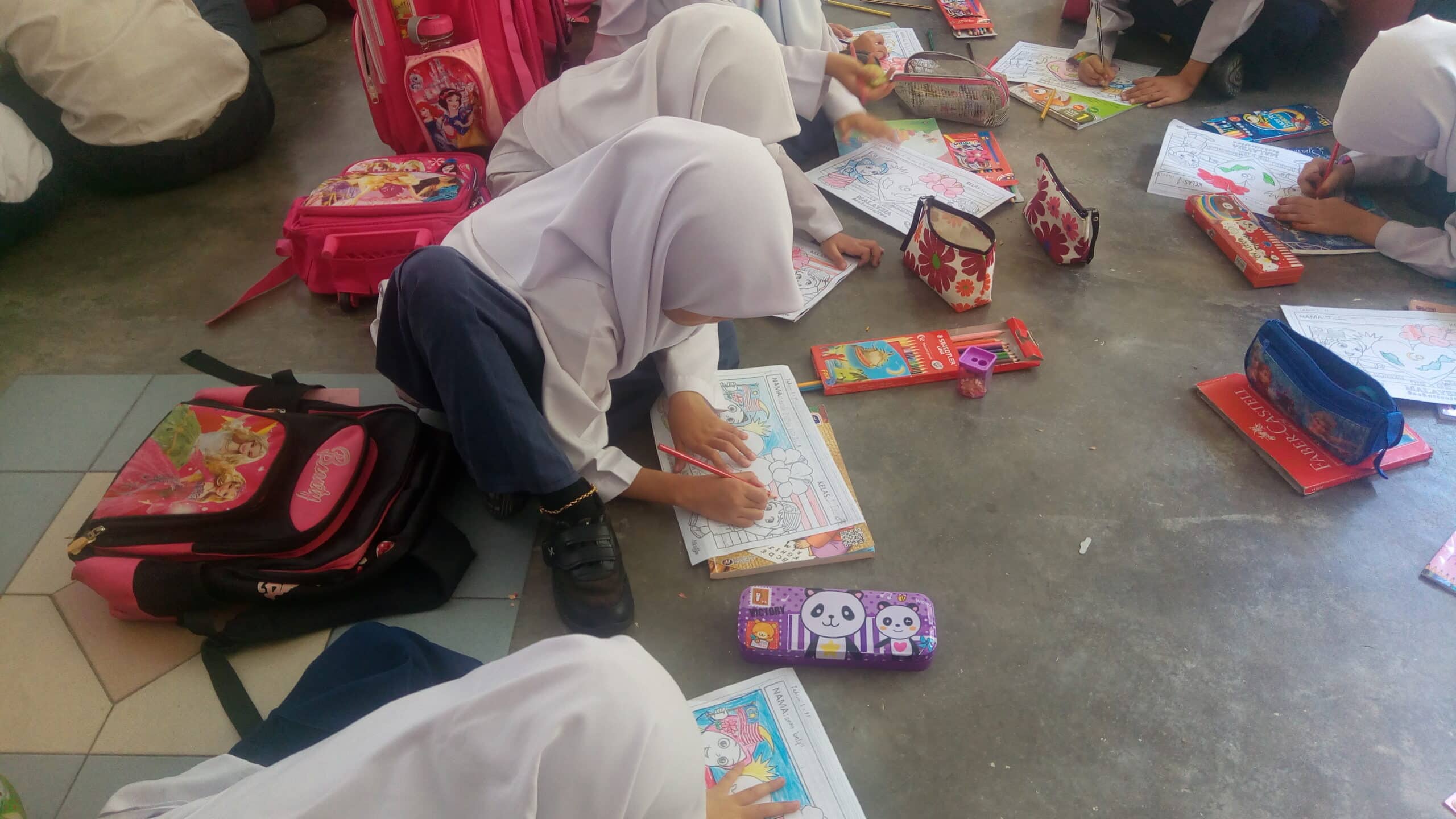 Noor foundation kinderen